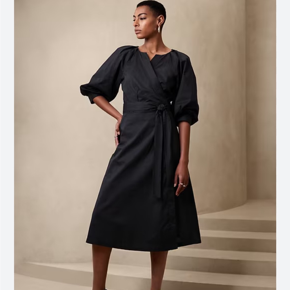 Banana Republic Black Blouson-Sleeve Midi Dress